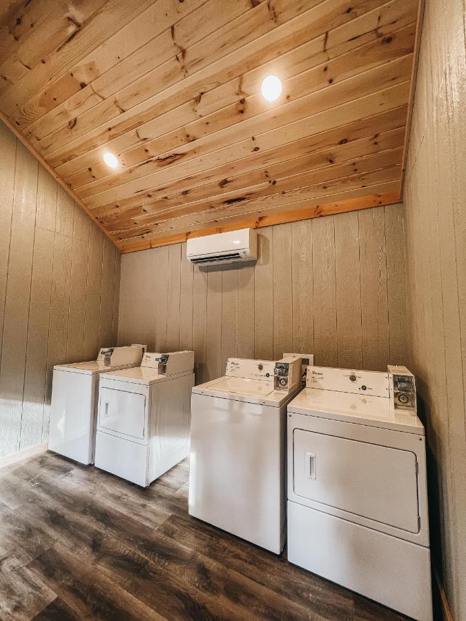 Cabin #4 Studio W Kitchenette Hartwell 외부 사진